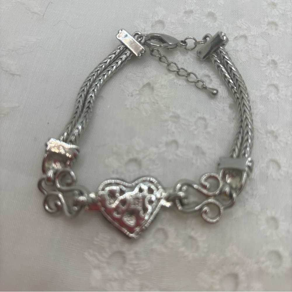 Lia Sophia Silver Heart Love Dust Pavé Bracelet - Picture 4 of 6